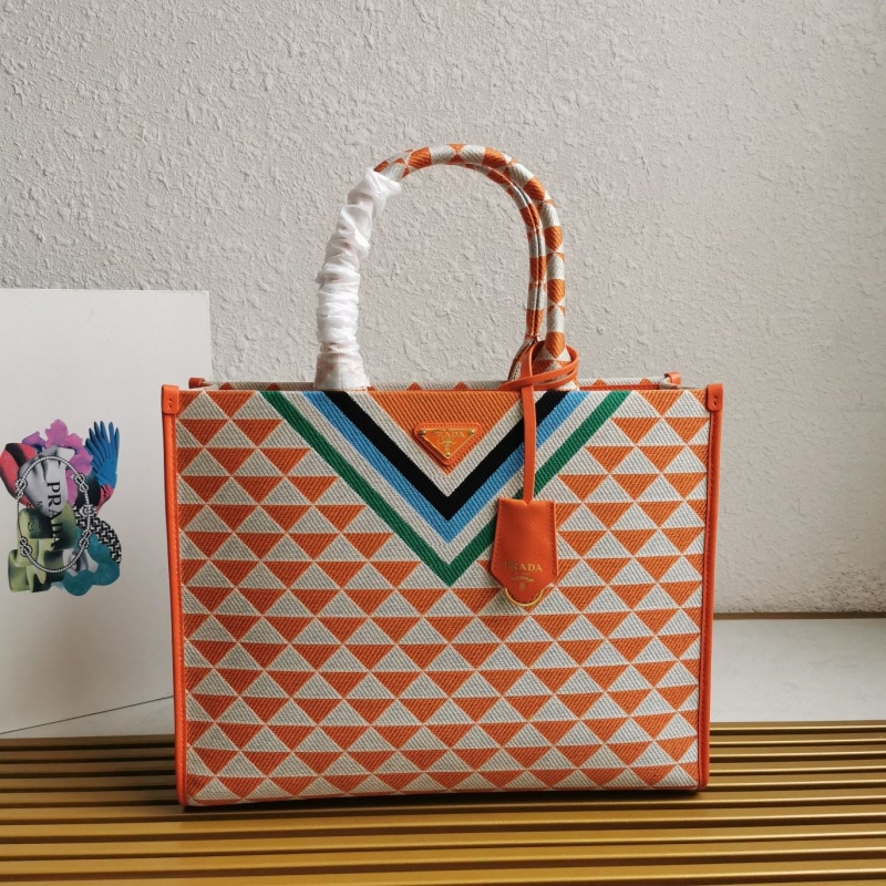 Pra*a shopping bags